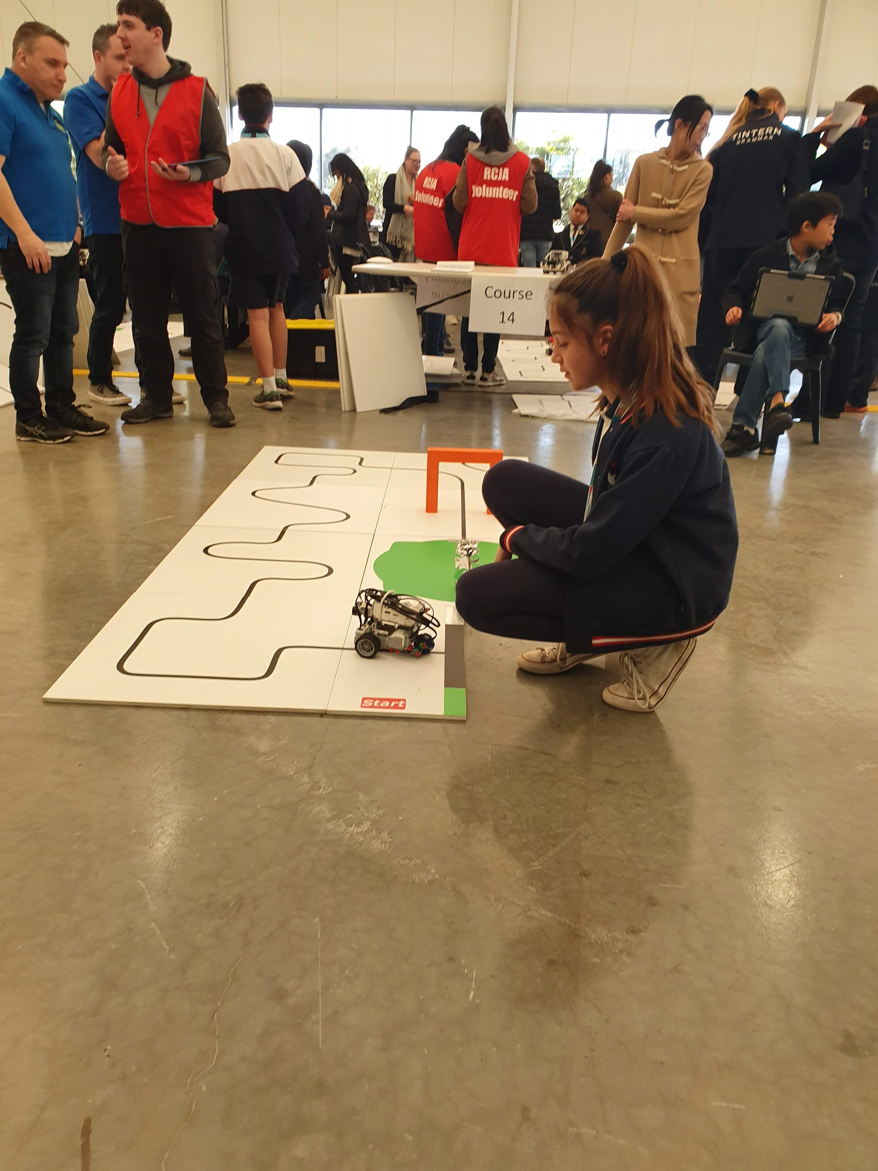/uploaded_files/media/gallery/1568075947Robocup 6.jpg